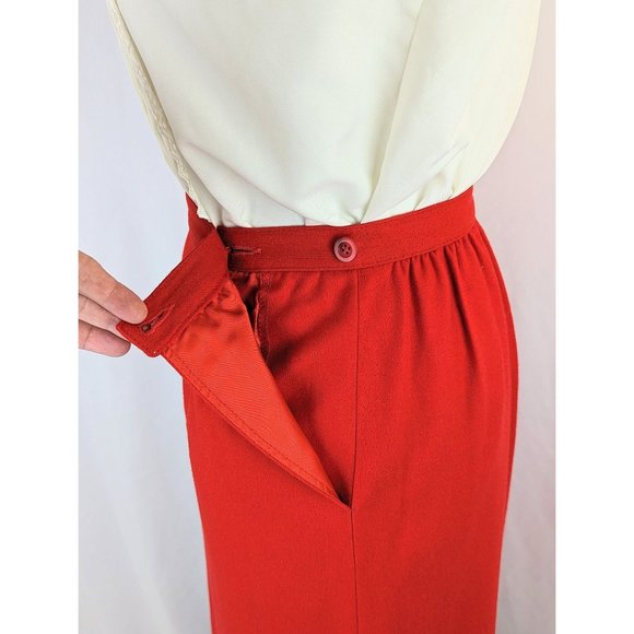 Women's Red Virgin Wool Straight Skirt Sz 10 Pendleton 1980s Office Midi Skirt - Picture 6 of 10